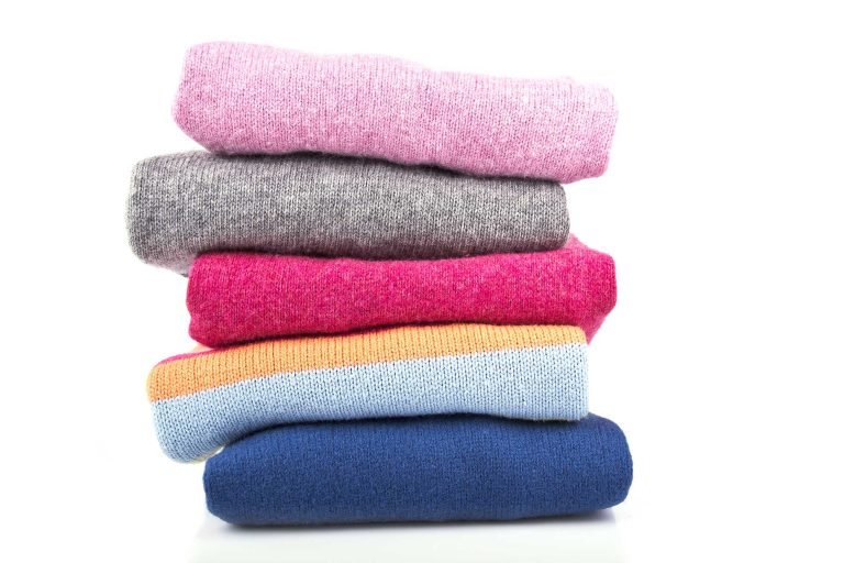 Adding-Sustainable-Fibers-to-Your-Wardrobe-with-FineSportsWear